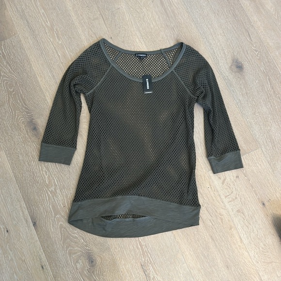NWT Express top XS - Picture 3 of 3